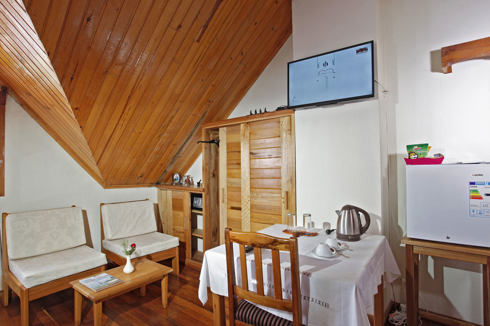 Отель Relais Du Rova Антананариву Экстерьер фото